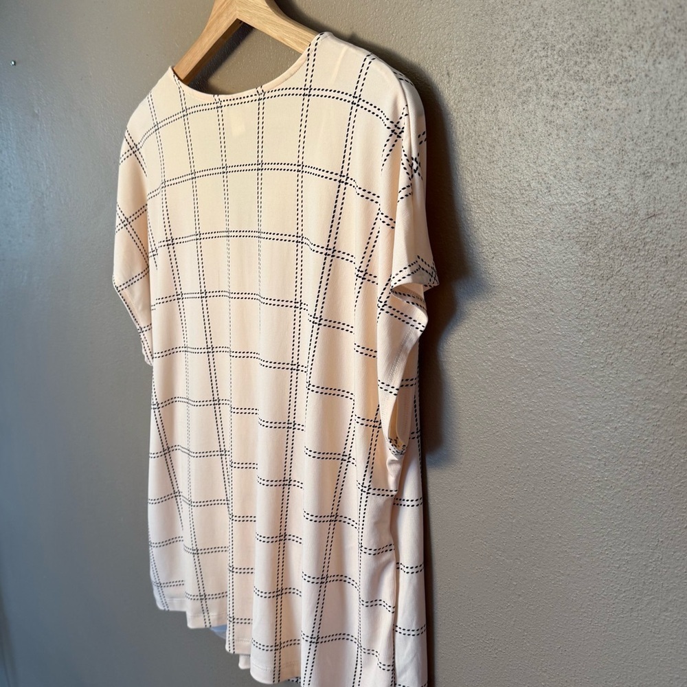 Liz Claiborne Pink & Black Faux Wrap Style Short Sleeve Silky Blouse Size XXL - Picture 9 of 14